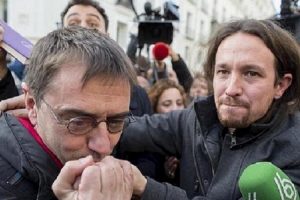 pablo iglesias y juan carlos monedero