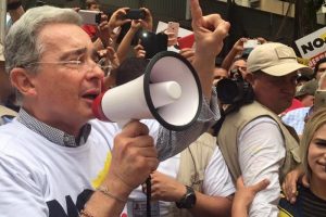 uribe marcha