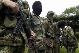 SIETE GUERRILLEROS DE LAS FARC SE DESMOVILIZAN EN CALI